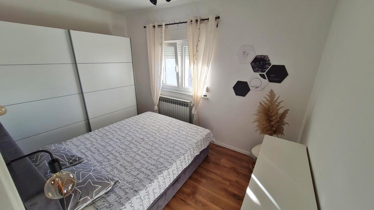Apartman Noa Jusici ภายนอก รูปภาพ