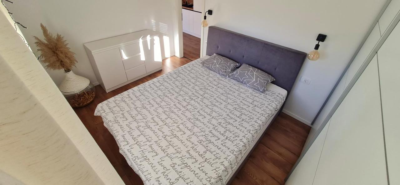 Apartman Noa Jusici ภายนอก รูปภาพ