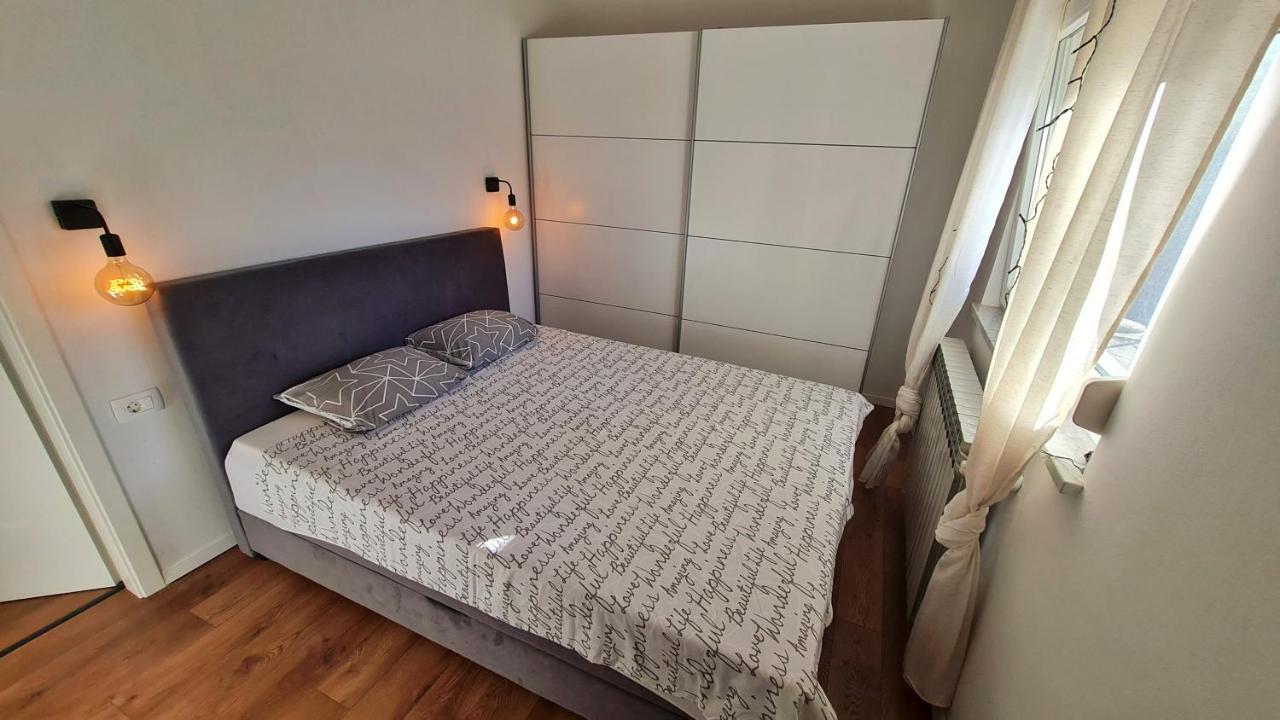 Apartman Noa Jusici ภายนอก รูปภาพ